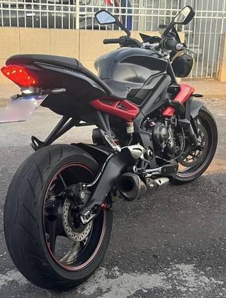 TRIUMPH STREET TRIPLE R ABS 